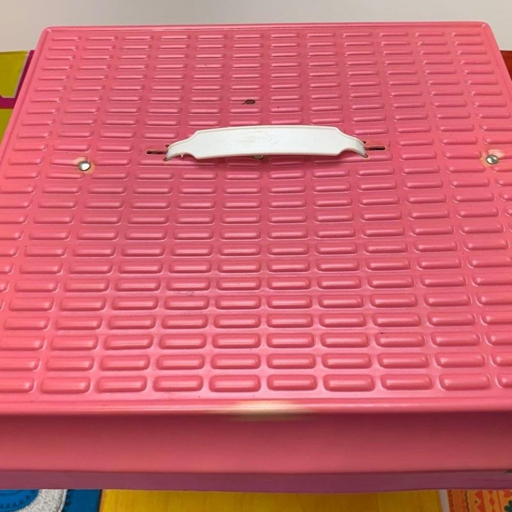 Barbie family doll house playset - Picture 5 of 7